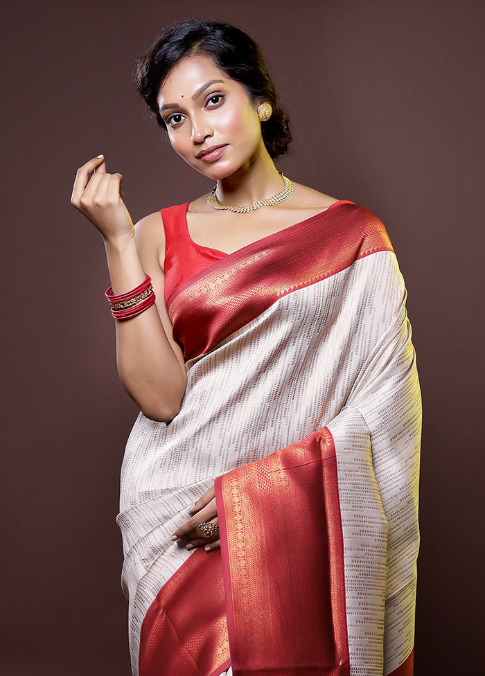 Cream Kanjivaram Silk Saree With Blouse Piece