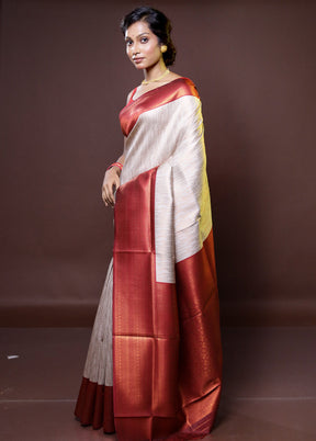 Cream Kanjivaram Silk Saree With Blouse Piece