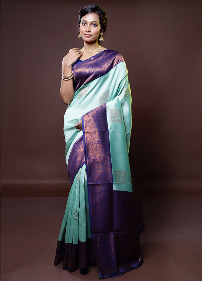 Green Kanjivaram Silk Saree With Blouse Piece