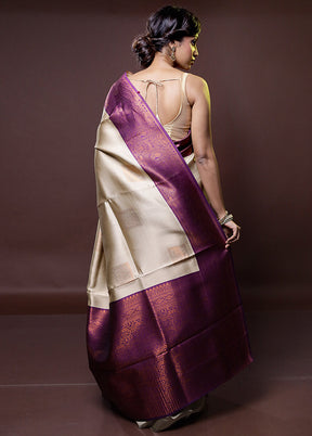 Cream Kanjivaram Silk Saree With Blouse Piece