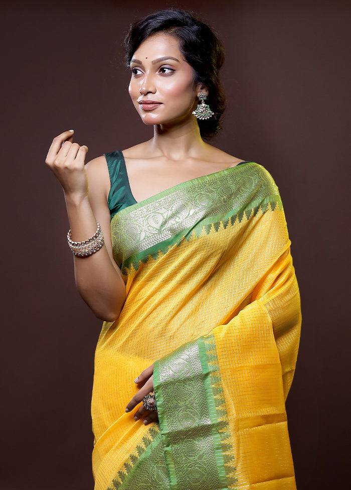 Yellow Cotton Saree With Blouse Piece