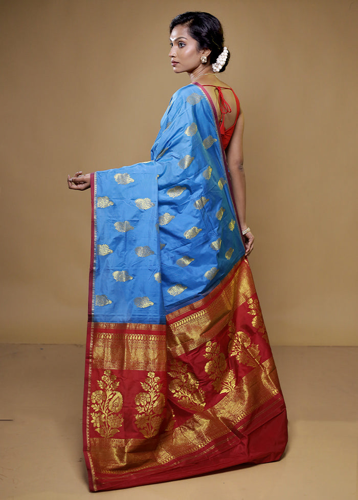 Blue Kanjivaram Silk Saree With Blouse Piece