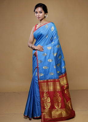 Blue Kanjivaram Silk Saree With Blouse Piece