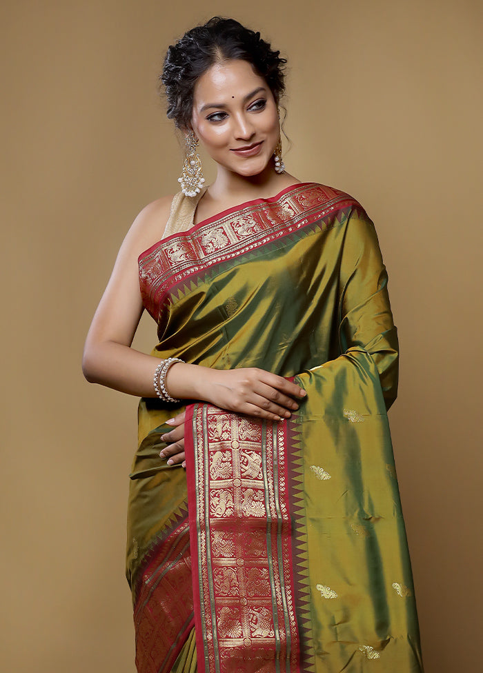 Green Kanjivaram Silk Saree With Blouse Piece