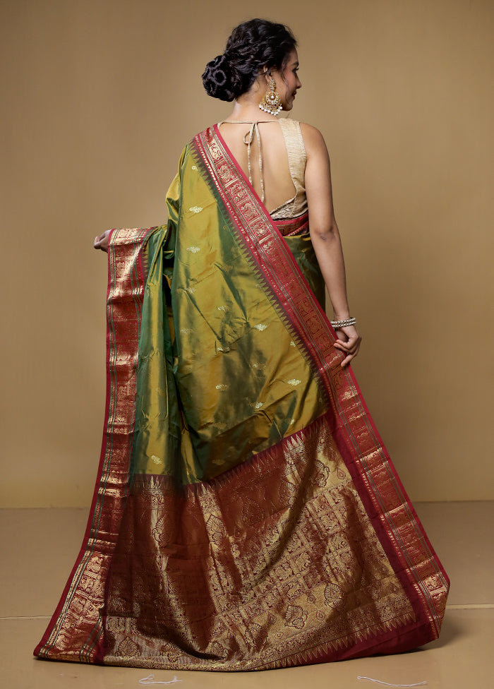 Green Kanjivaram Silk Saree With Blouse Piece