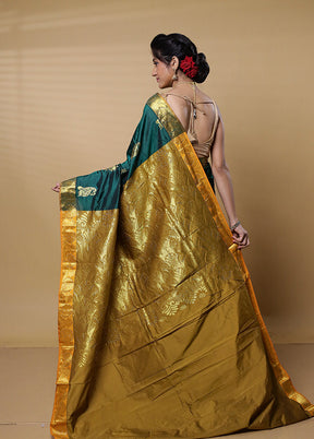 Green Kanjivaram Silk Saree With Blouse Piece