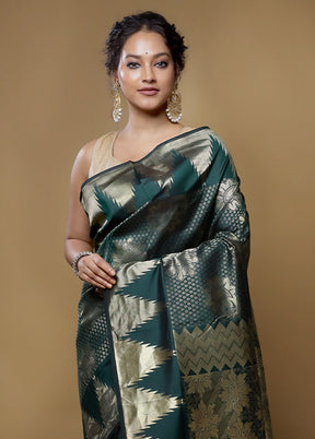 Green Kanjivaram Silk Saree With Blouse Piece