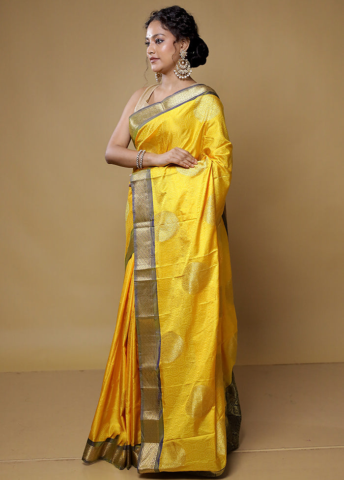 Yellow Kanjivaram Silk Saree With Blouse Piece