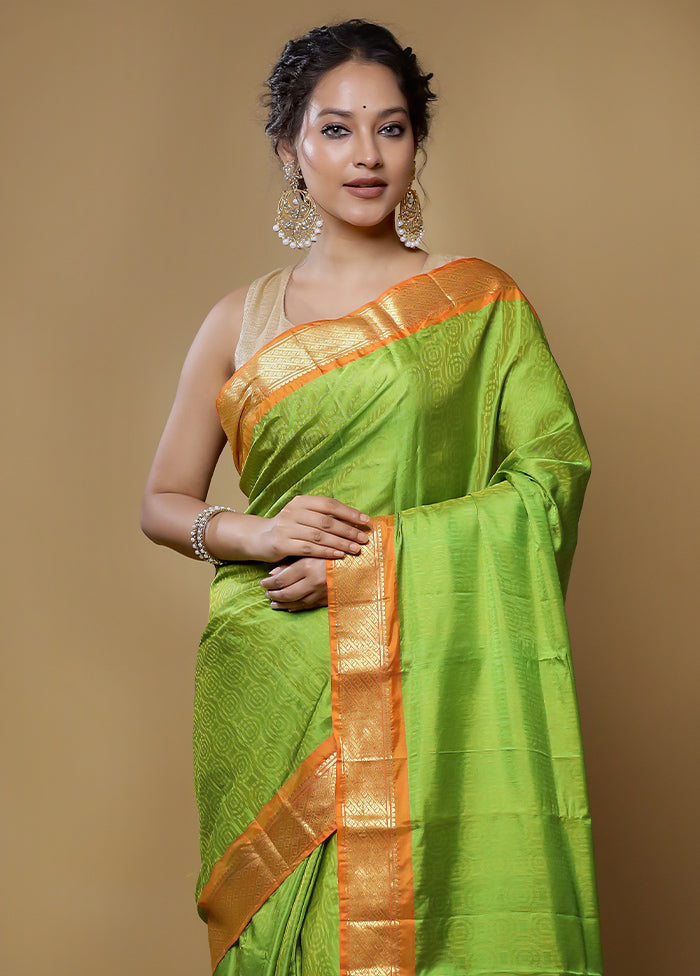 Green Kanjivaram Silk Saree With Blouse Piece