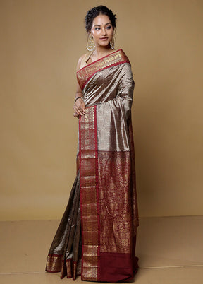 Cream Kanjivaram Silk Saree With Blouse Piece