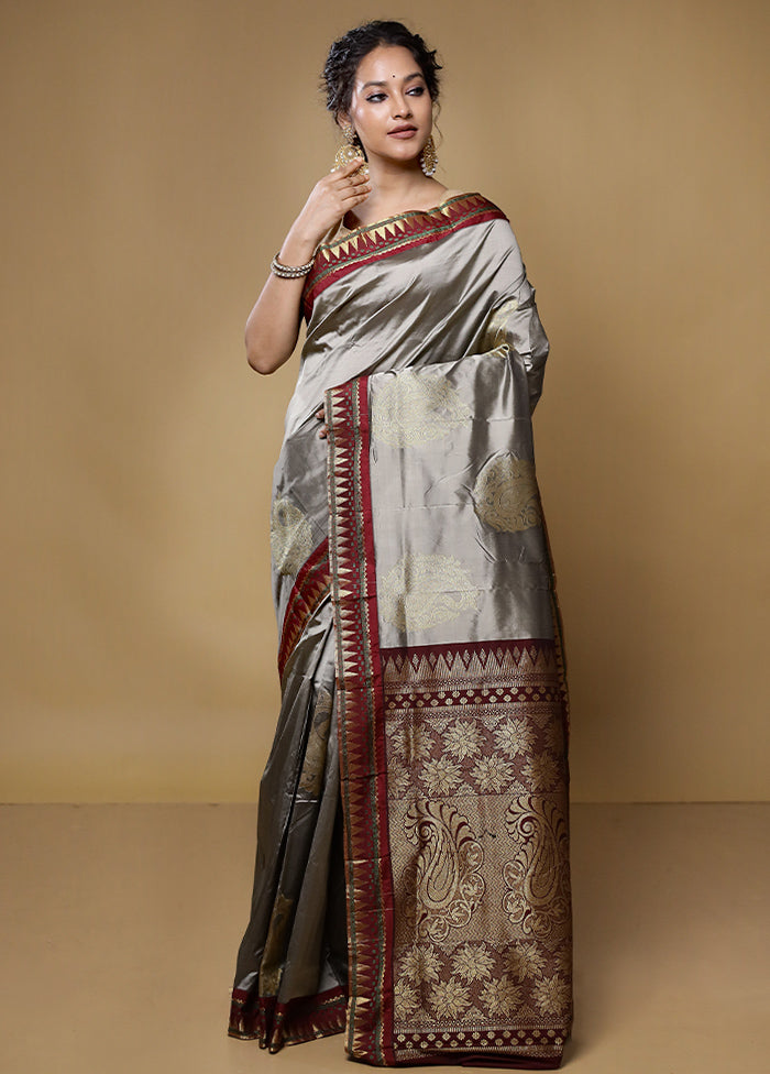 Grey Kanjivaram Silk Saree With Blouse Piece