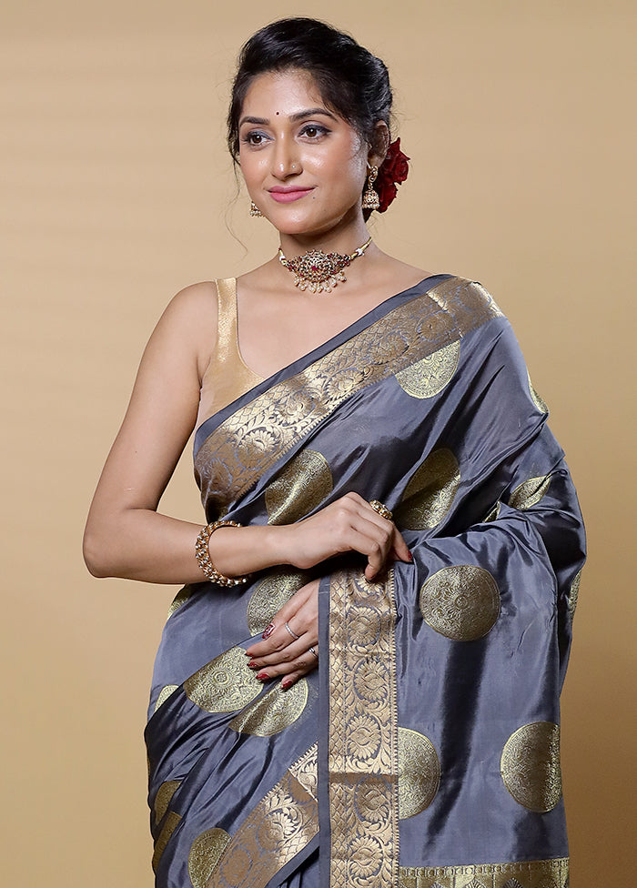 Grey Kanjivaram Silk Saree With Blouse Piece