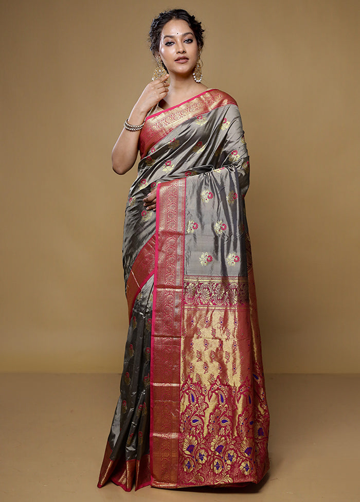 Grey Kanjivaram Silk Saree With Blouse Piece