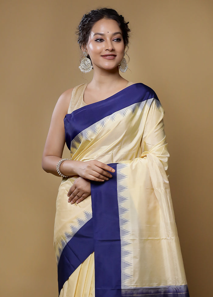 Cream Kanjivaram Silk Saree With Blouse Piece