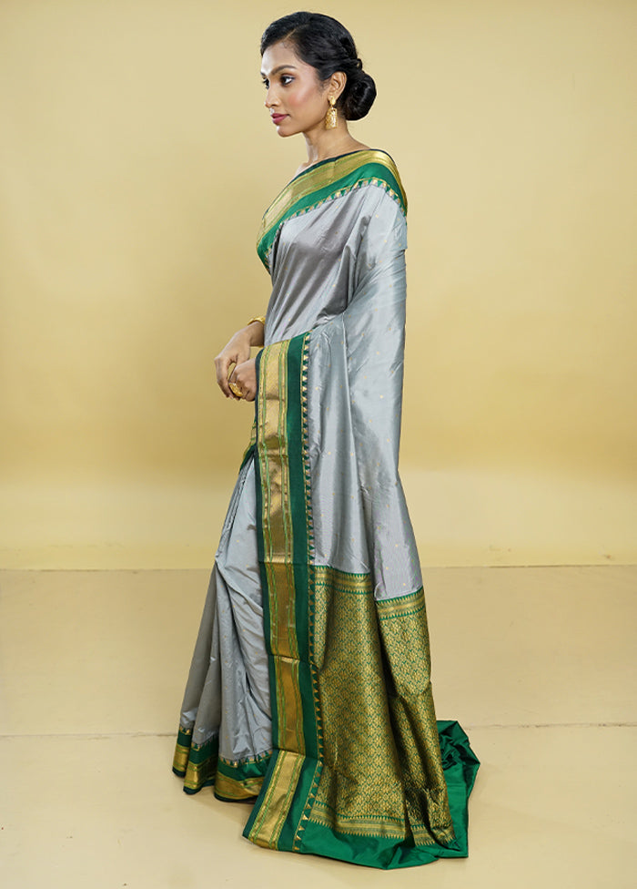 Grey Kanjivaram Silk Saree With Blouse Piece