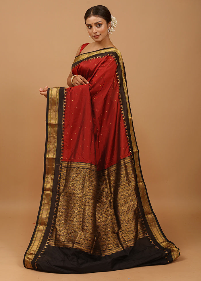 Maroon Kanjivaram Silk Saree With Blouse Piece