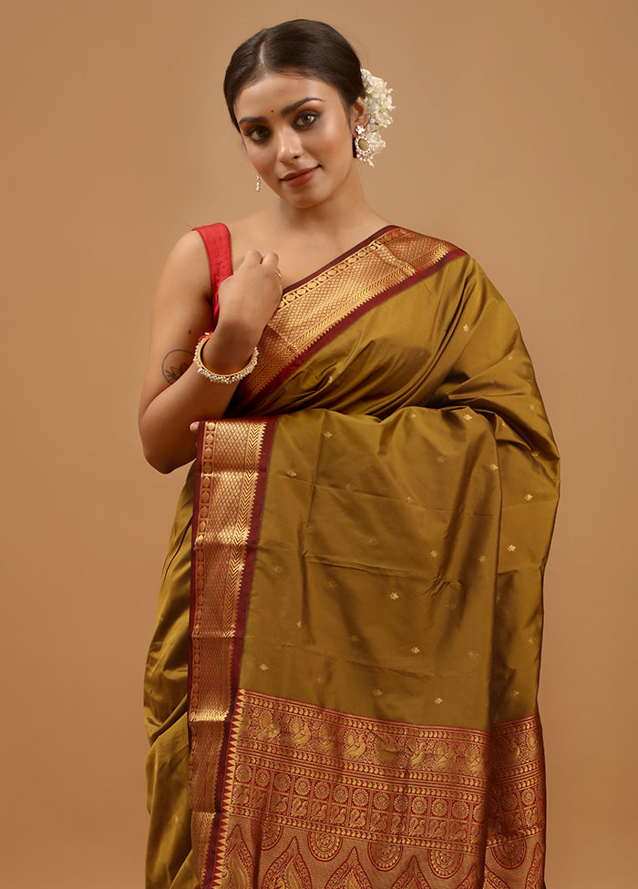 Green Kanjivaram Silk Saree With Blouse Piece