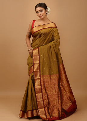 Green Kanjivaram Silk Saree With Blouse Piece