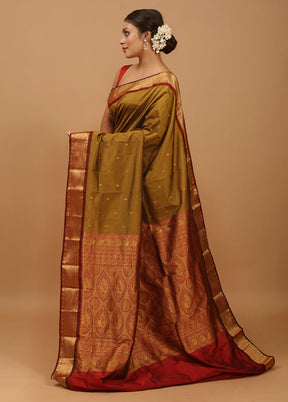 Green Kanjivaram Silk Saree With Blouse Piece