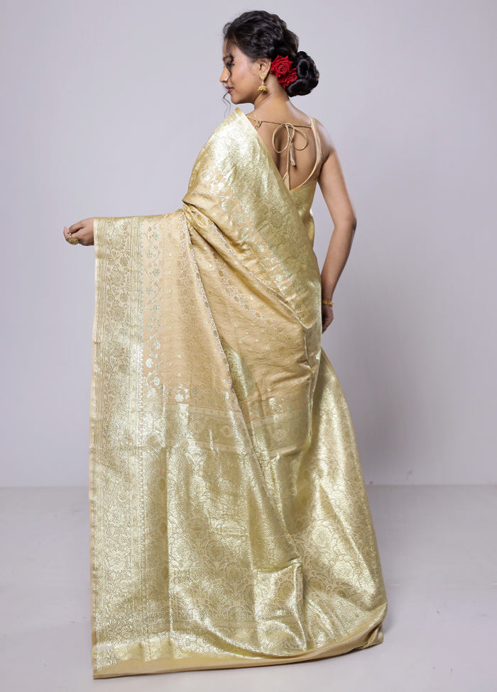 Cream Tanchoi Silk Saree With Blouse Piece