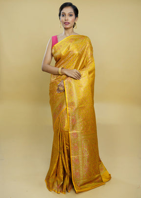 Yellow Tanchoi Silk Saree With Blouse Piece