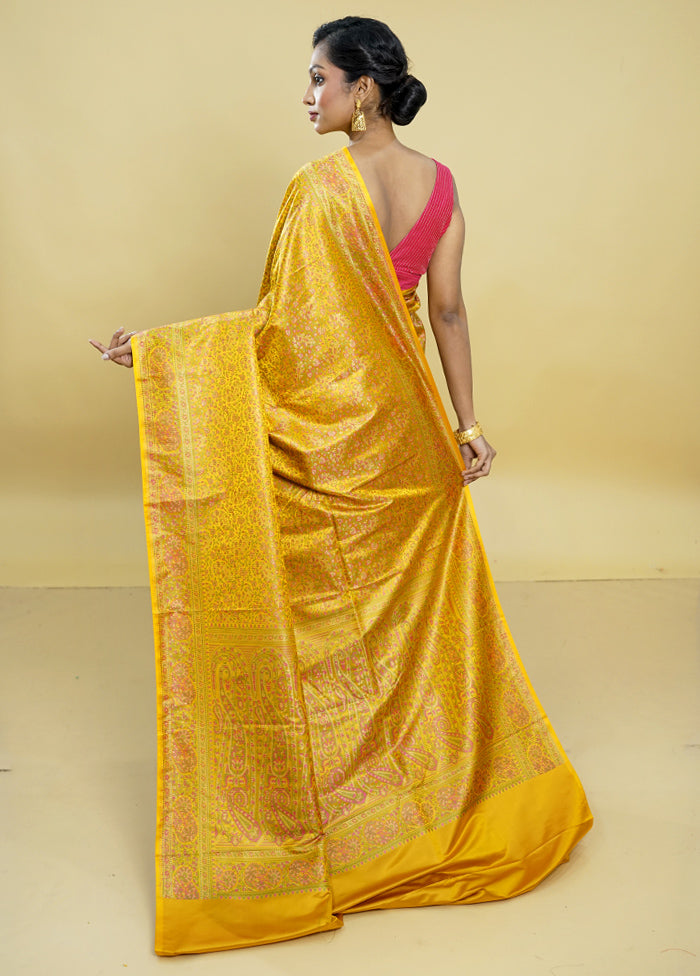 Yellow Tanchoi Silk Saree With Blouse Piece