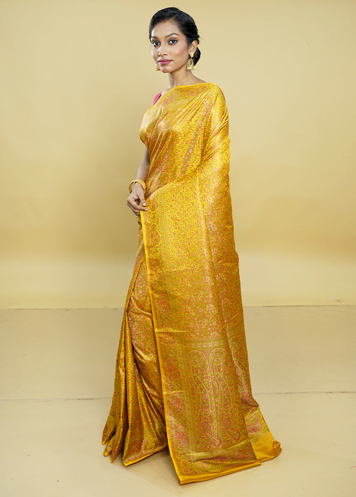 Yellow Tanchoi Silk Saree With Blouse Piece