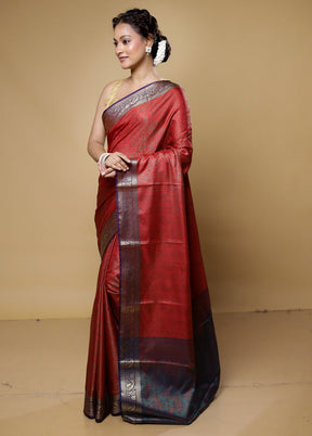 Red Jamewar Silk Saree With Blouse Piece