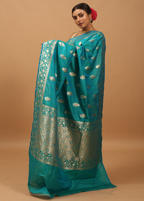 Blue Katan Silk Saree With Blouse Piece