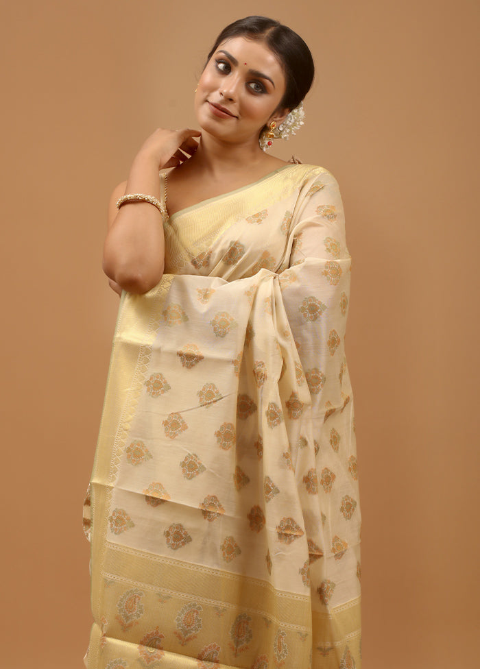 Cream Cotton Saree With Blouse Piece