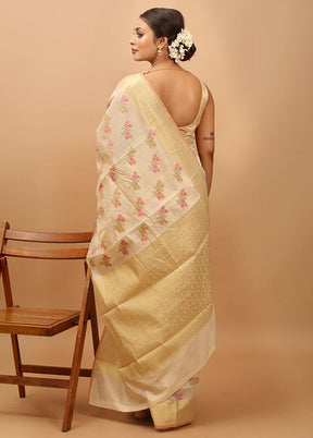 Cream Cotton Saree With Blouse Piece