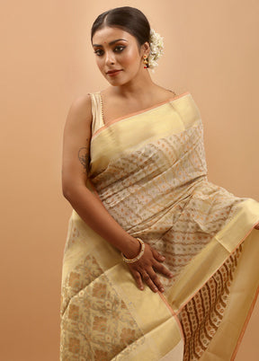 Cream Cotton Saree With Blouse Piece