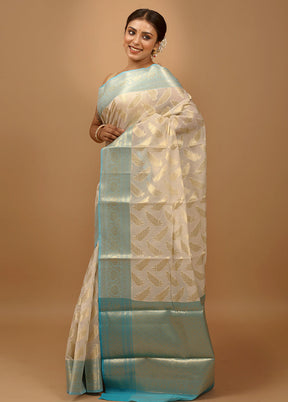 White Kora Silk Saree With Blouse Piece