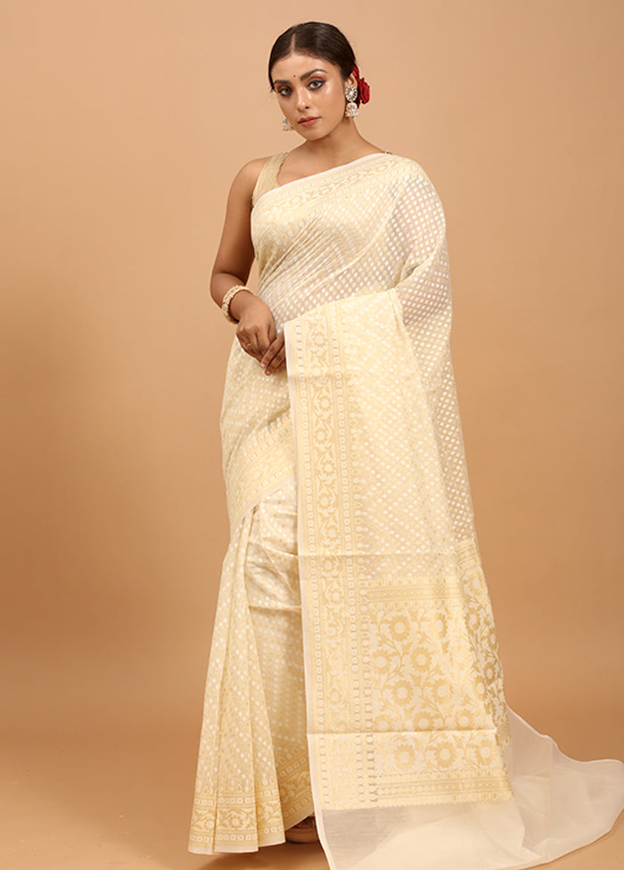 White Kora Silk Saree With Blouse Piece