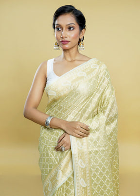 Green Kora Silk Saree With Blouse Piece