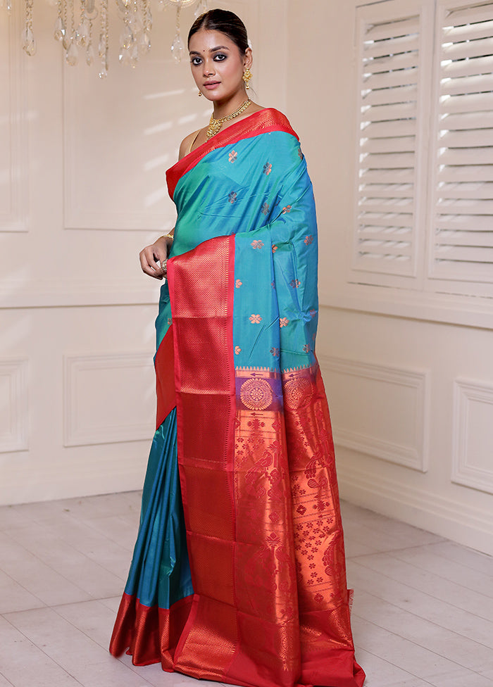 Green Kanjivaram Silk Saree With Blouse Piece