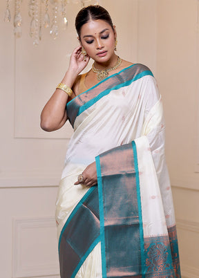 Cream Kanjivaram Silk Saree With Blouse Piece