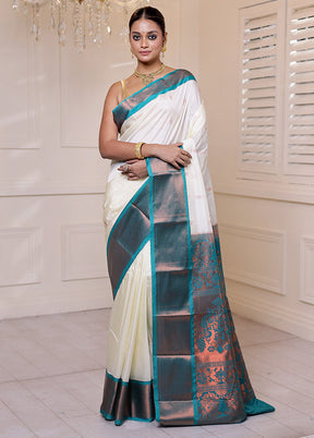 Cream Kanjivaram Silk Saree With Blouse Piece