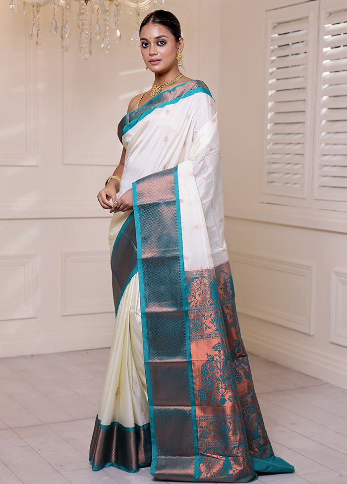 Cream Kanjivaram Silk Saree With Blouse Piece