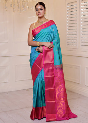 Green Kanjivaram Silk Saree With Blouse Piece