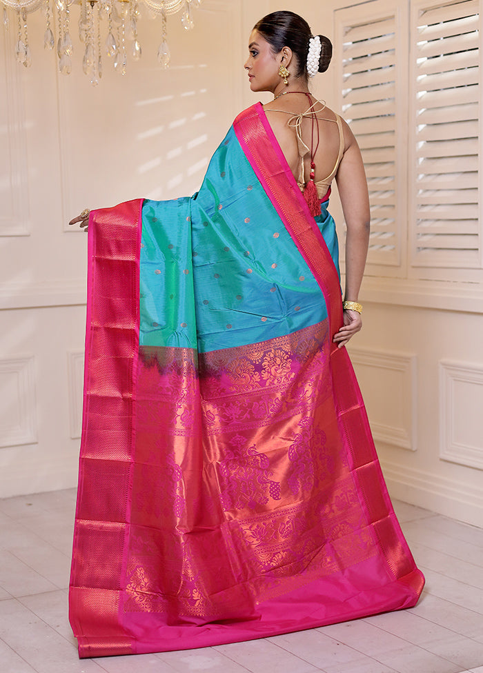 Green Kanjivaram Silk Saree With Blouse Piece