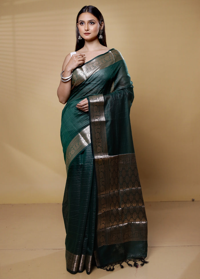 Green Cotton Saree With Blouse Piece