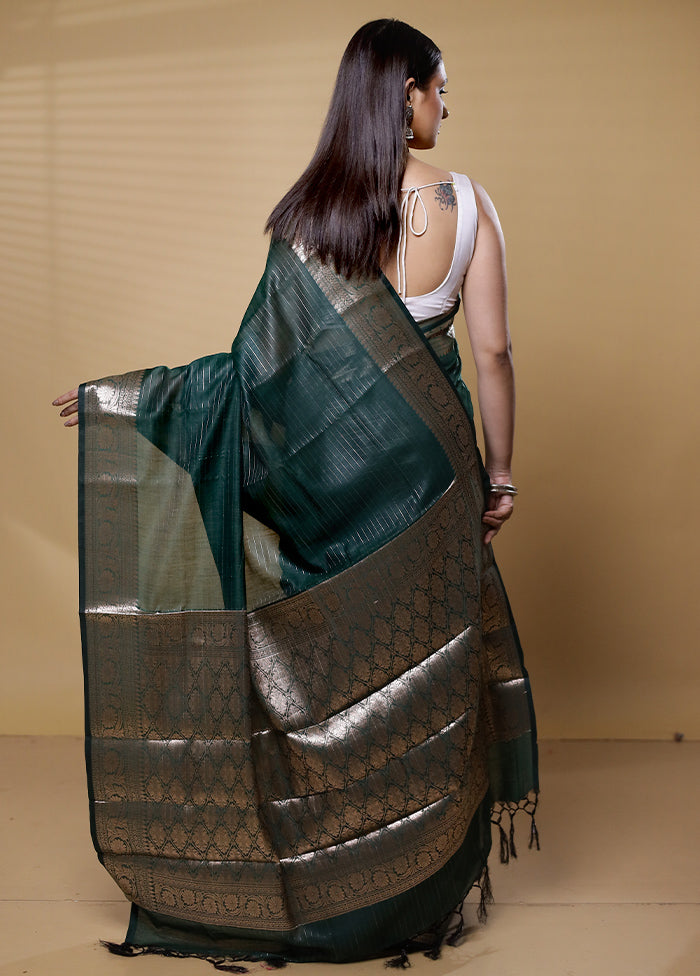 Green Cotton Saree With Blouse Piece