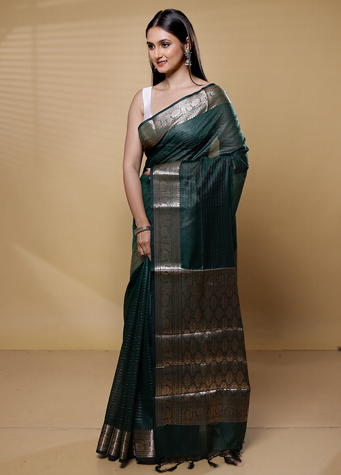 Green Cotton Saree With Blouse Piece