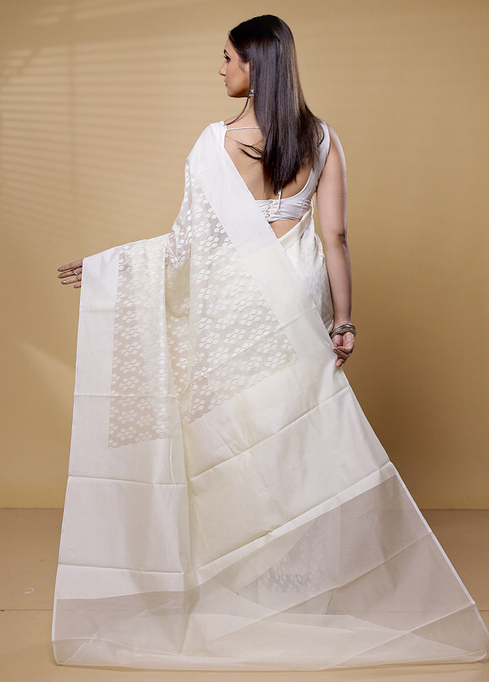 Cream Net Saree With Blouse Piece