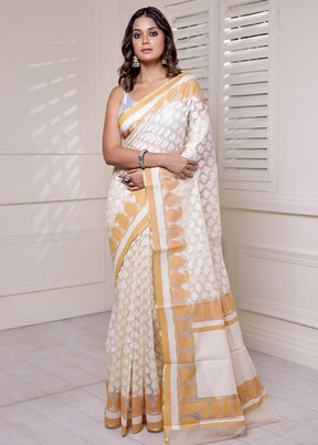 Cream Net Saree With Blouse Piece