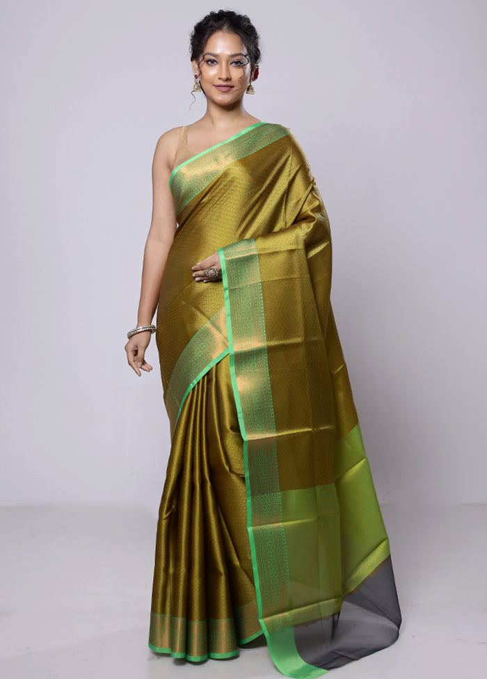 Green Kora Silk Saree With Blouse Piece