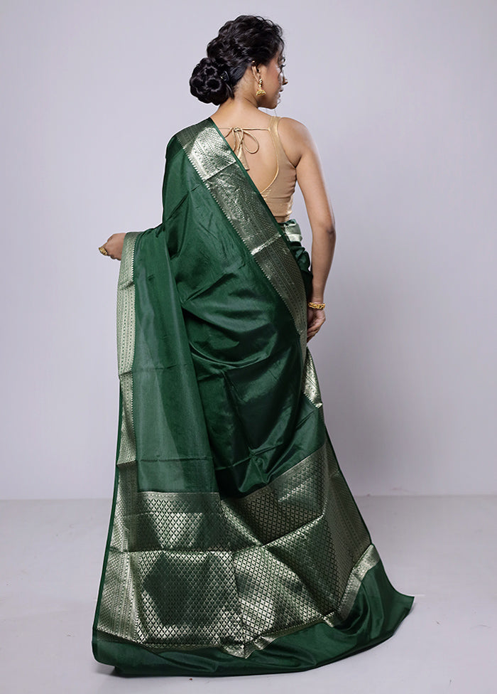 Green Dupion Silk Saree With Blouse Piece