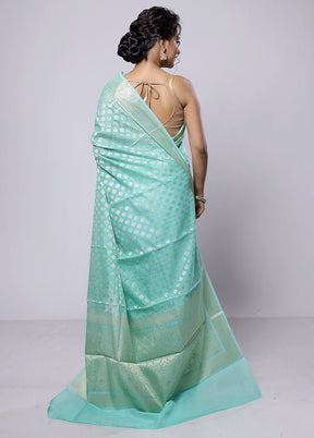 Green Kora Silk Saree With Blouse Piece