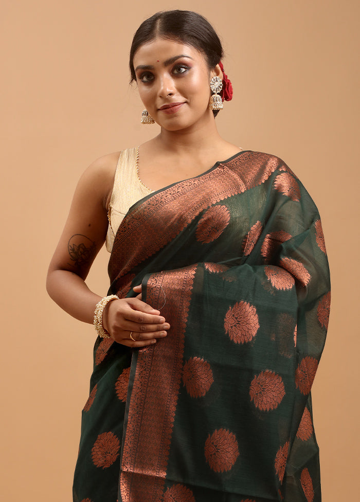 Green Kora Silk Saree With Blouse Piece